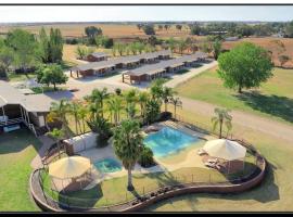 Hilltop Resort, holiday rental in Swan Hill