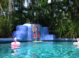 Pink Flamingo Resort, pet-friendly hotel in Port Douglas