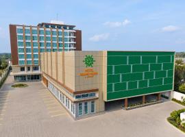 Grand Maya by ARTOTEL, Banjarbaru، فندق في Ulin