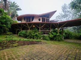Finca Luna Nueva Lodge, hotel vo Fortune