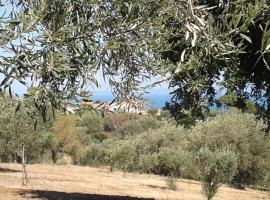 Il Casale il Sole e la Margherita, pensiune agroturistică din Campofelice di Roccella