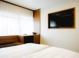 Hotel Pomaranča, hotel na Ptuju
