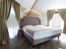 Hotel Al Campanile - Luxury Suites & Apartments, hotell i Baveno