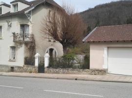 Apartment Coecilia, hotel in Ax-les-Thermes