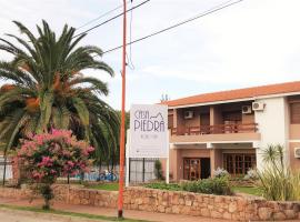 Casa Piedra Hotel, hotel in Villa Carlos Paz