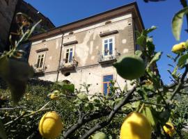 La Casa sul Blu Albergo Diffuso, hotel i Pisciotta