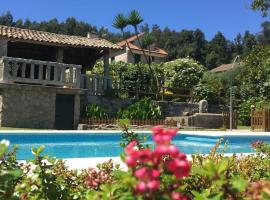 Casa Roque, hotel with parking in Gondomar