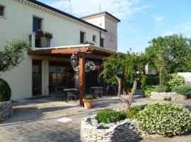 Nuova Locanda del Borgo, hotel v destinaci Stanghella