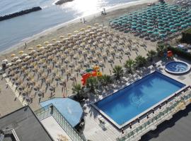Club Esse Mediterraneo, hotel v destinácii Montesilvano