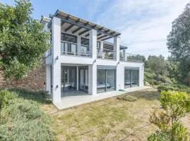 Minimal Sea View Maisonette