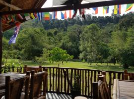 Batu Kapal Guest House, alloggio in famiglia a Bukit Lawang