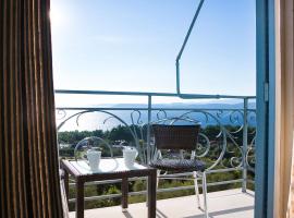Irini Apartment, hotel v destinaci Lassi