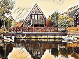 Isleham River Lodge, lodge ở Isleham