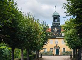 Villa Sorgenfrei und Restaurant Atelier Sanssouci, hotel em Radebeul