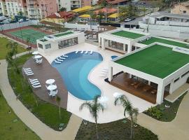 Rio Marina Resort, hotell med parkeringsplass i Itacuruçá