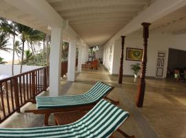 Oasis Ayurveda Beach Hotel, hótel í Ambalangoda