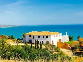 Villa i Giardini di Limoni by KlabHouse