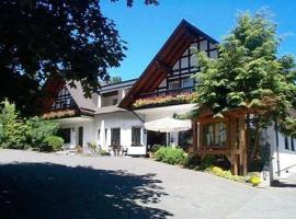 Landhaus im Grund, hotel v destinaci Lennestadt