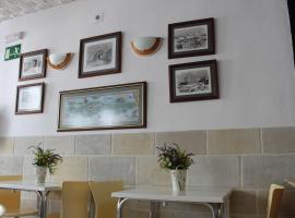 Hostal Masin, allotjament a la platja a Tabarca