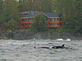 Melfort Bell Guest Suites, hotell i Ucluelet