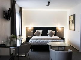 Hotel Adoma, hotel v Gentu