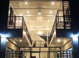 Luna Oslob Travellers Inn, beach rental in Oslob