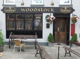 Woodstock Arms, bed & breakfast kohteessa Inistioge