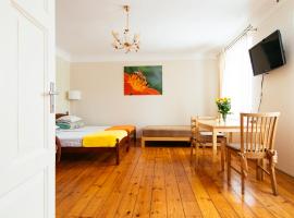 Medainie apartamenti, hotel v destinaci Liepāja