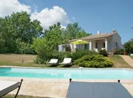 Rustic villa with pool in Cereste France
