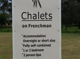 Chalets on Frenchman, fjallaskáli í Albany