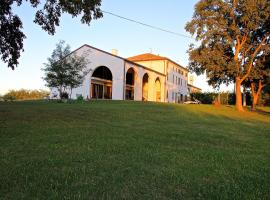 Agriturismo Monte Scala, cabaña en Taglio di Po