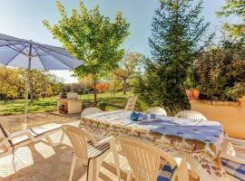 Amazing Holiday Home in Cazals with Terrace, hotel di Cazals