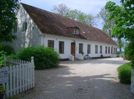 Bed & Breakfast Vragerups Gård – hotel w mieście Lomma