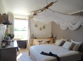 Abacard Home Chambre d'Hôtes adult only, bed and breakfast en Roquemaure