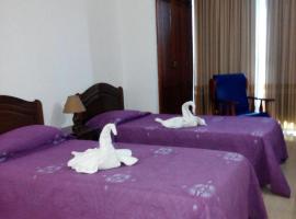 Apartamentos Los Saltos: La Restinga'da bir otel