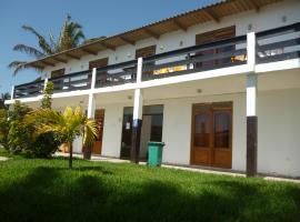 Luna Nueva, hotel em Colán