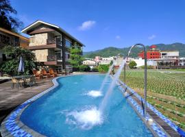 Ci Meng Rou Resort Villa, hotel in Dahu