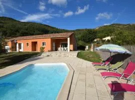 Private Pool Villa in Thueyts