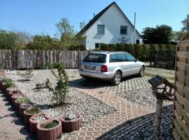 FERIENBUNGALOW Schwanck in Sagard, villa in Sagard