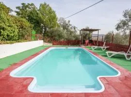 Farmhouse Fuentes de Cesna with Pool and Terrace
