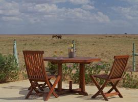 Ashnil Aruba Lodge, hotel in Tsavo