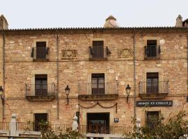 Hostal Meson la Cadena, guest house in Trujillo