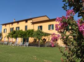 Agriturismo Le Colombaie, hotel amb aparcament a Busseto