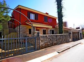 Trapan Apartments, hotelli kohteessa Pula