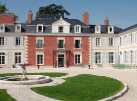 Hôtel & Spa du Domaine des Thômeaux, The Originals Relais, hotel v destinácii Mosnes