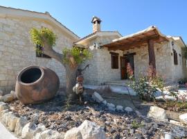 La Estancia, country house in Polis Chrysochous