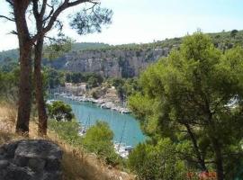 Le Paradis de Clarisse, hotel a Trets