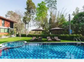 Stucco Loft Residency