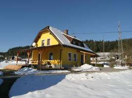 Spacious Holiday Home in Ruden with Large Garden, hotel in Ruden
