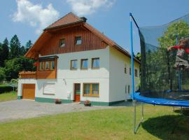 Modern Apartment in Waldachtal near the Forest, hotel with parking in Waldachtal